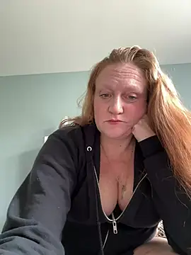 Kellilyn10 online show from May 24, 2026, 7:08 pm
