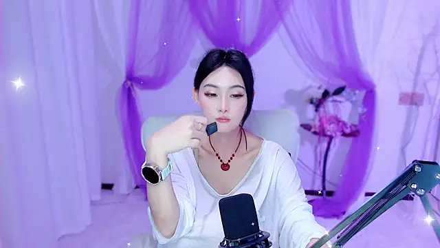 Snapshot of Tili_Lucky chatting on May 14, 2026, 12:56 pm Tili Lucky online show from May 14, 2026, 12:56 pm