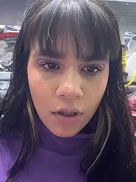 Snapshot of Bell_Mariny chatting on June 2, 2026, 12:51 pm Bell Mariny online show from June 2, 2026, 12:51 pm