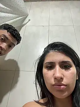 Jeimyy sex online show from May 23, 2026, 8:29 am