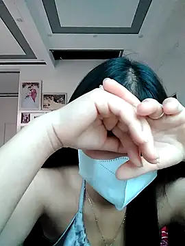 Snapshot of Sweet_peachyy chatting on May 19, 2026, 1:56 am Sweet peachyy online show from May 19, 2026, 1:56 am