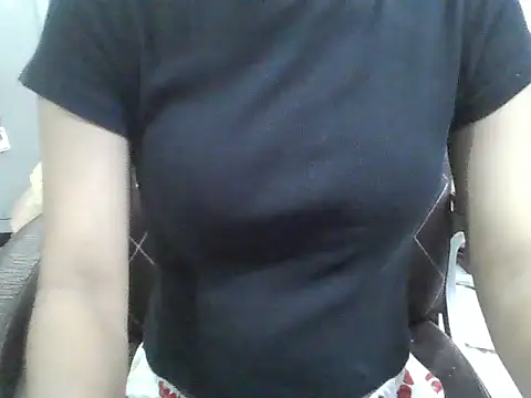 Snapshot of Maanvi_Gill chatting on May 24, 2026, 3:39 pm Maanvi Gill online show from May 24, 2026, 3:39 pm