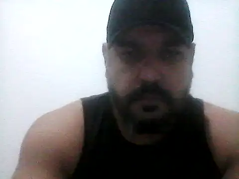 Snapshot of stallony chatting on May 10, 2026, 11:54 pm stallony online show from May 10, 2026, 11:54 pm