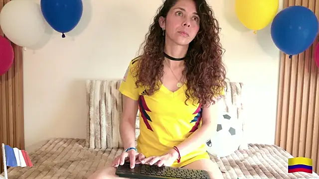 Snapshot of alissonandree chatting on June 17, 2026, 5:03 pm alissonandree online show from June 17, 2026, 5:03 pm