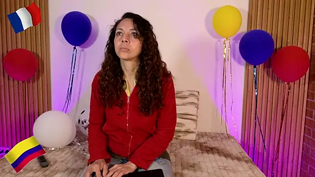 Snapshot of alissonandree chatting on July 2, 2026, 5:52 pm alissonandree online show from July 2, 2026, 5:52 pm