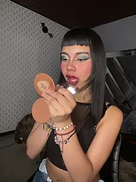 AntonellaCooper Pink online show from June 30, 2026, 1:28 am