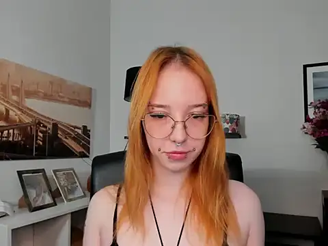 foxSonya online show from May 27, 2026, 5:37 am