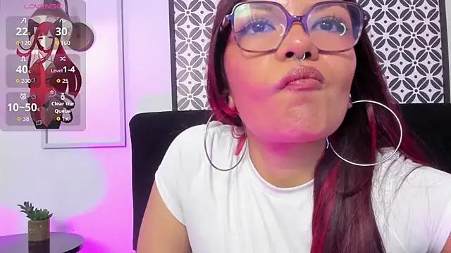 Snapshot of amelie_furtado chatting on May 13, 2026, 2:14 pm amelie furtado online show from May 13, 2026, 2:14 pm