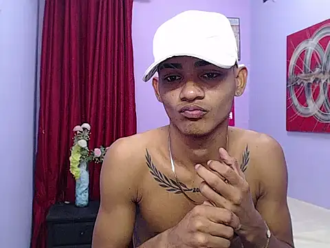 black twinks online show from May 13, 2026, 4:10 am