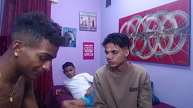black twinks online show from May 22, 2026, 4:52 am