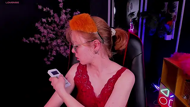 FoxxyyPolly online show from July 4, 2026, 5:13 am