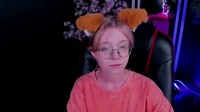 FoxxyyPolly online show from July 26, 2026, 5:48 am