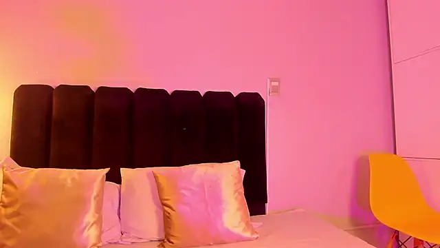 Snapshot of PeytonRouse1 chatting on May 26, 2026, 8:49 pm PeytonRouse1 online show from May 26, 2026, 8:49 pm