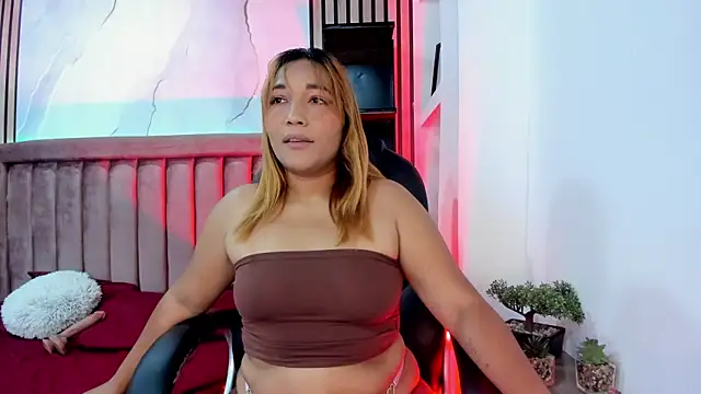 Carlagrey  online show from May 16, 2026, 3:36 am