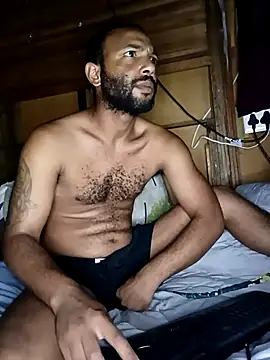 Camodick online show from November 21, 2025, 9:46 pm