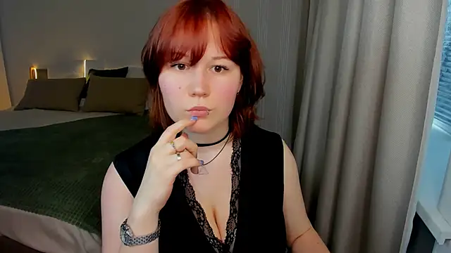 Snapshot of MiaLacrice chatting on May 29, 2026, 11:19 am MiaLacrice online show from May 29, 2026, 11:19 am