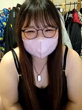 Snapshot of ao_chan_o0 chatting on July 17, 2026, 1:07 pm ao chan o0 online show from July 17, 2026, 1:07 pm