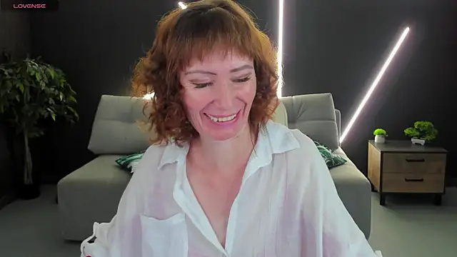 gracekellyyy online show from July 23, 2026, 5:05 am