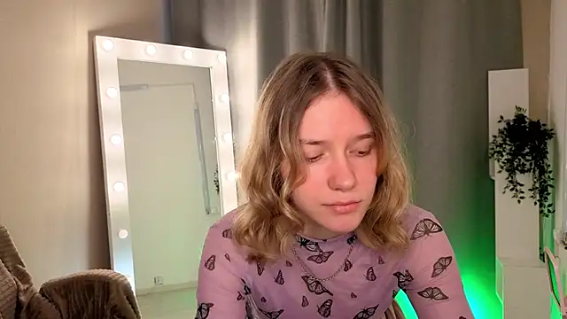 MilanaRayy online show from May 29, 2026, 5:16 am