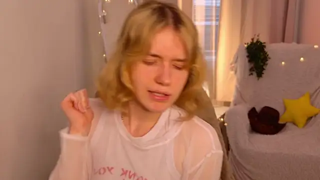 MilanaRayy online show from July 28, 2026, 5:36 am