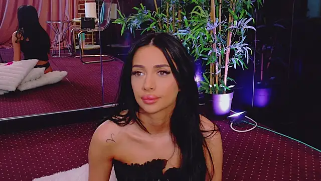 VanessaVosss online show from June 19, 2026, 1:26 pm
