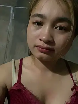 Cute-Sexyy online show from May 8, 2026, 3:28 pm