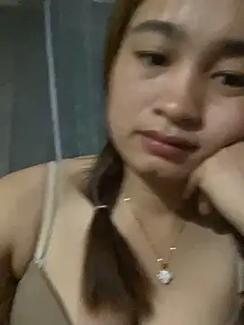 Cute-Sexyy online show from May 14, 2026, 2:57 pm