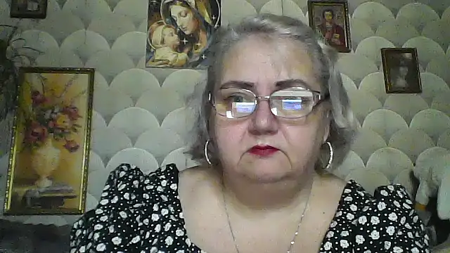 MarinaFarina53 online show from July 10, 2026, 5:34 am