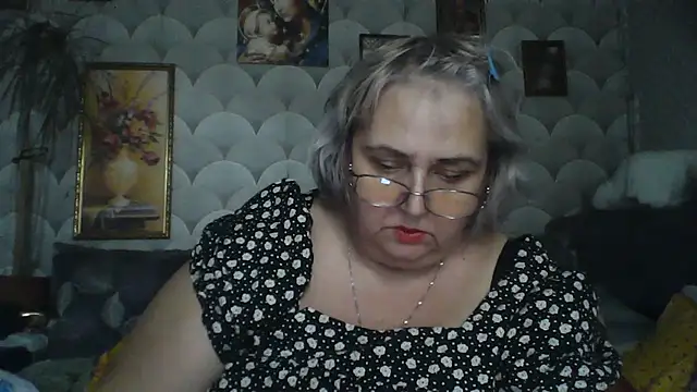MarinaFarina53 online show from July 28, 2026, 11:39 am