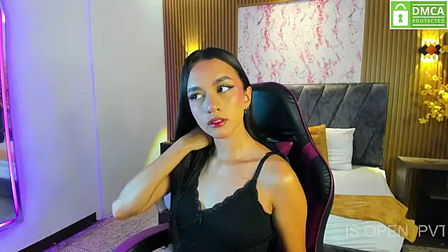 Aisha Vex online show from May 13, 2026, 11:51 am