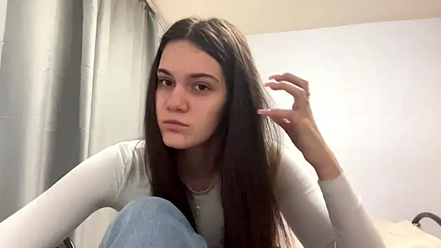 MaryRaven online show from May 19, 2026, 3:18 pm