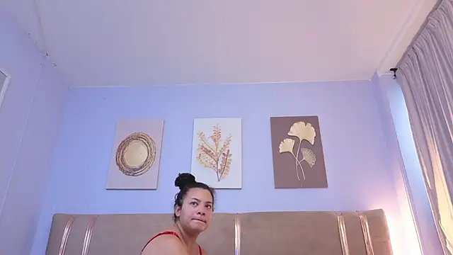 SofiaMartiinez online show from May 30, 2026, 1:41 pm