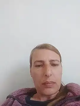 Ramonacoco online show from May 15, 2026, 10:33 am