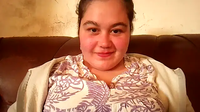 Snapshot of BUNNYMILA69 chatting on May 15, 2026, 10:11 am BUNNYMILA69 online show from May 15, 2026, 10:11 am