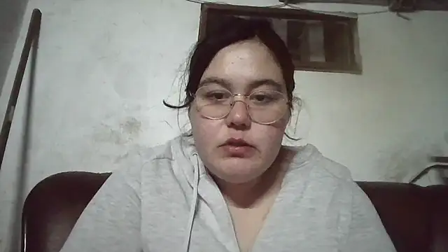 Snapshot of BUNNYMILA69 chatting on May 20, 2026, 10:05 pm BUNNYMILA69 online show from May 20, 2026, 10:05 pm