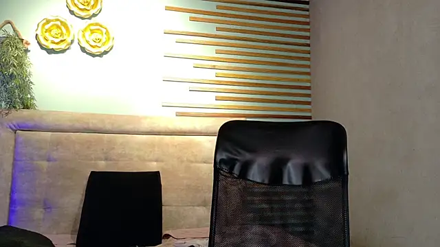 criss hardcock  online show from July 21, 2026, 1:52 am