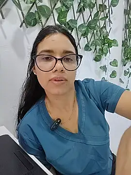 Snapshot of alanahot94 chatting on June 21, 2026, 9:06 pm alanahot94 online show from June 21, 2026, 9:06 pm