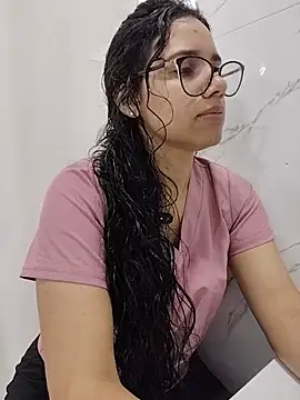 Snapshot of alanahot94 chatting on July 11, 2026, 9:27 pm alanahot94 online show from July 11, 2026, 9:27 pm