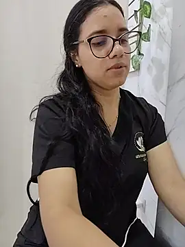 Snapshot of alanahot94 chatting on July 16, 2026, 4:24 pm alanahot94 online show from July 16, 2026, 4:24 pm
