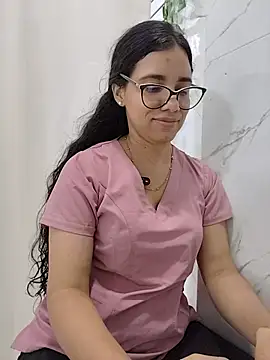 Snapshot of alanahot94 chatting on July 18, 2026, 9:40 pm alanahot94 online show from July 18, 2026, 9:40 pm