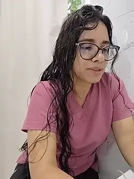Snapshot of alanahot94 chatting on July 27, 2026, 4:36 pm alanahot94 online show from July 27, 2026, 4:36 pm