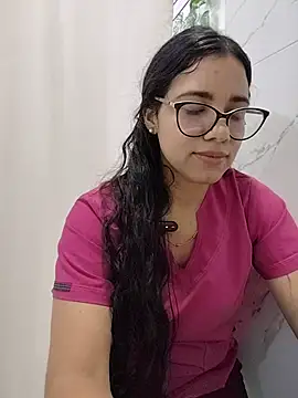 Snapshot of alanahot94 chatting on August 1, 2026, 10:52 pm alanahot94 online show from August 1, 2026, 10:52 pm