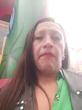 Vely  online show from July 3, 2026, 8:37 pm