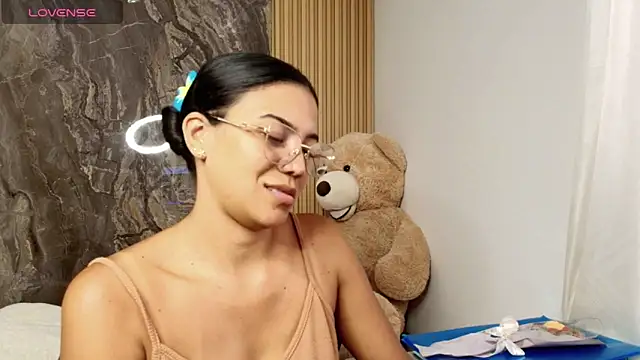 Snapshot of sun_cute chatting on May 11, 2026, 10:40 pm sun cute online show from May 11, 2026, 10:40 pm
