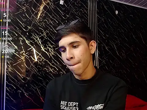 Snapshot of joshua_saenz_ chatting on May 24, 2026, 12:15 am joshua saenz online show from May 24, 2026, 12:15 am