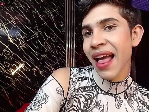 joshua saenz  online show from June 3, 2026, 8:14 pm
