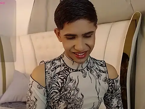 joshua saenz  online show from July 17, 2026, 7:41 pm