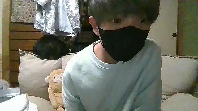 kazupan22 online show from May 23, 2026, 1:15 pm