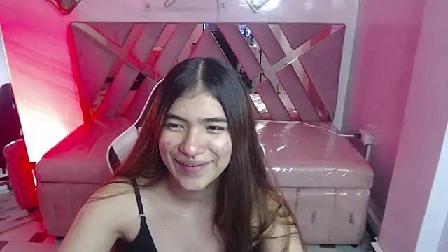 Snapshot of alesia_v_v chatting on May 29, 2026, 3:26 am alesia v v online show from May 29, 2026, 3:26 am