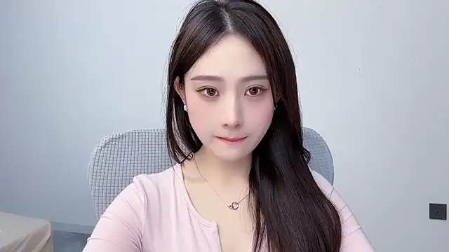  222Mia online show from June 8, 2026, 2:56 am